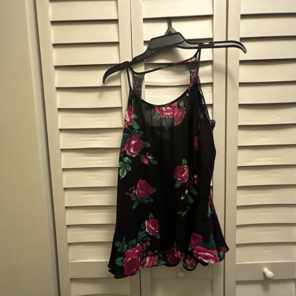 Sequin Heart Shirt Medium Black Floral Fairy Cottage Cold Shoulder Bell Sleeve - Picture 9 of 13